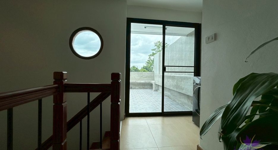 出售 3 卧室 联排别墅 在 Mueang Chiang Mai, Chiang Mai