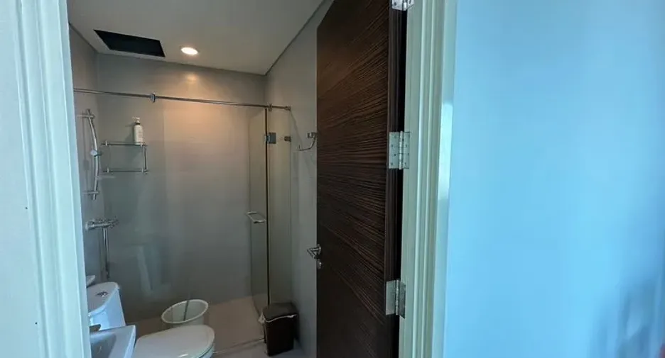 À vendre 3 chambres condo à Khlong San, Bangkok
