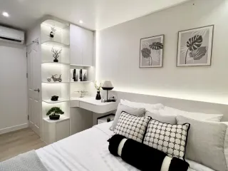 For sale 3 bedrooms condo in Yan Nawa, Bangkok