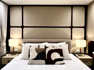 For sale 3 bedrooms condo in Yan Nawa, Bangkok