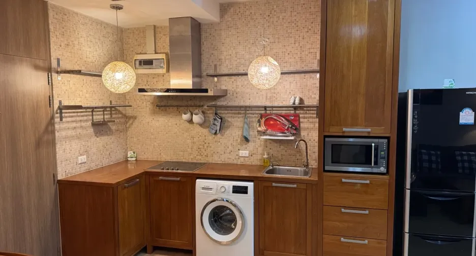 Wohnung zur Miete und zum Kauf mit 2 Zimmer in Khlong Toei, Bangkok