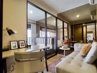 For rent 1 bed condo in Pathum Wan, Bangkok