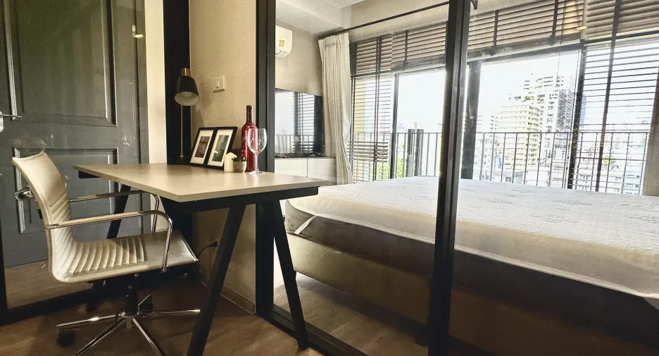 For rent 1 bed condo in Pathum Wan, Bangkok