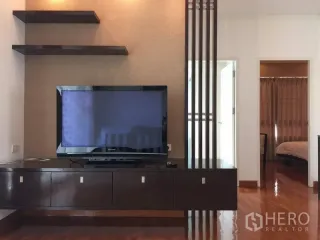 出租 和 出售 2 卧室 公寓 在 Yan Nawa, 曼谷
