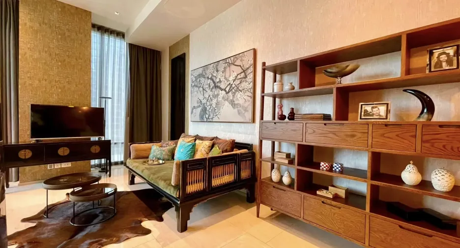 For rent 2 bedrooms condo in Bang Rak, Bangkok