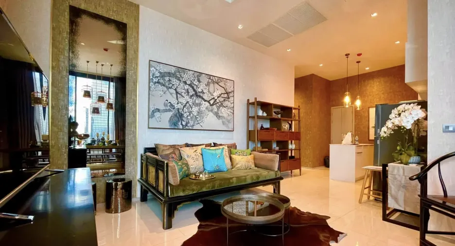 For rent 2 bedrooms condo in Bang Rak, Bangkok