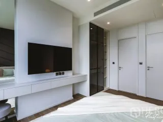 À louer 2 chambres condo à Pathum Wan, Bangkok