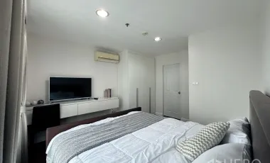 For sale 3 bedrooms condo in Huai Khwang, Bangkok
