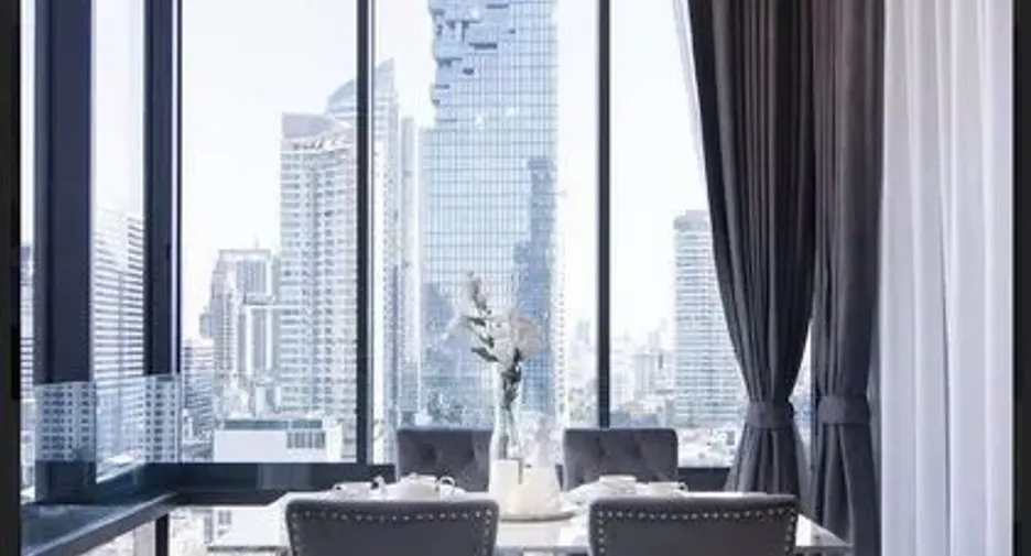 For rent 2 bedrooms condo in Bang Rak, Bangkok