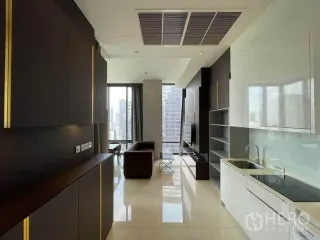 For rent 2 bedrooms condo in Bang Rak, Bangkok