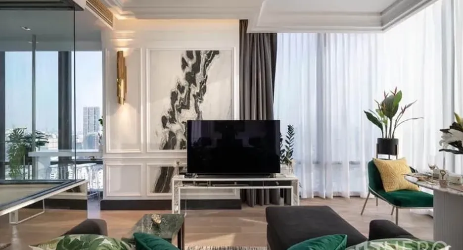For rent 1 bed condo in Bang Rak, Bangkok