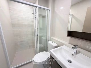 For rent 2 bedrooms condo in Din Daeng, Bangkok