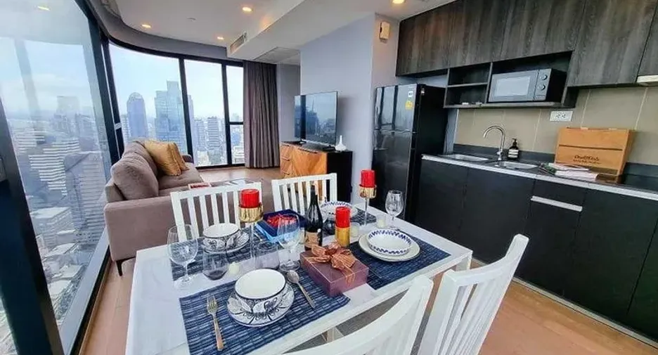 For rent 2 bedrooms condo in Bang Rak, Bangkok