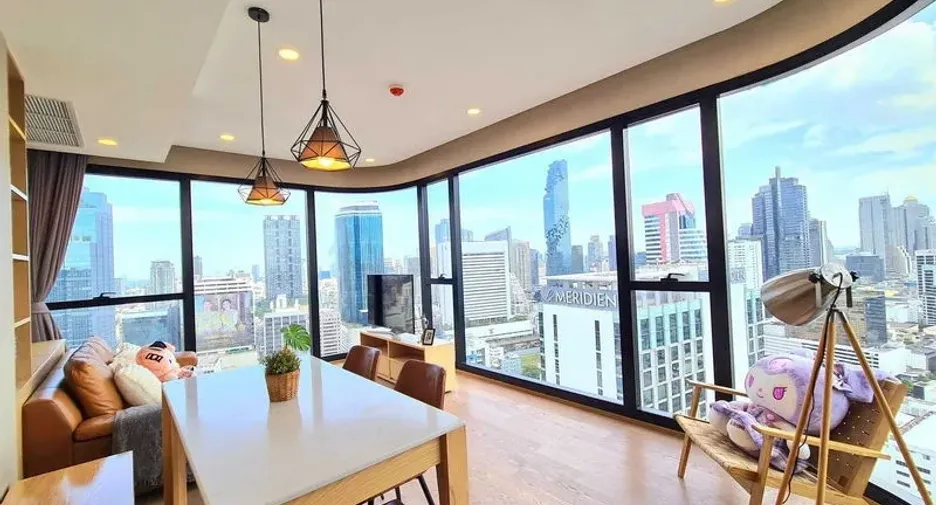 For rent 2 ベッドルーム condo in Bang Rak, Bangkok