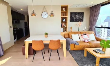 For rent 2 bedrooms condo in Bang Rak, Bangkok