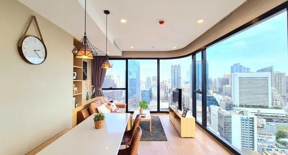 For rent 2 ベッドルーム condo in Bang Rak, Bangkok