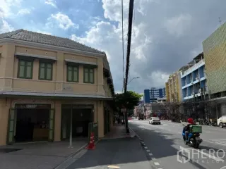 For rent retail Space in Samphanthawong, Bangkok