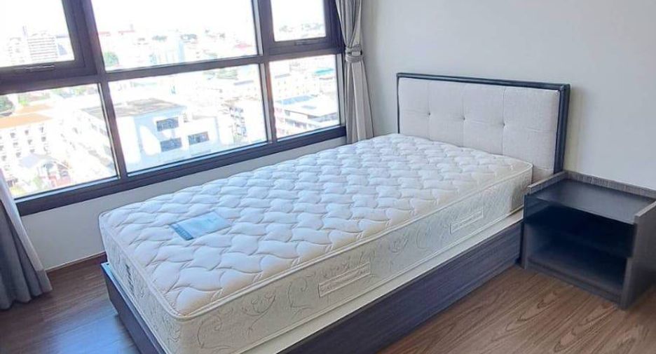 Продажа 2 спальни кондо в Кхлонг Тоеи, Бангкок