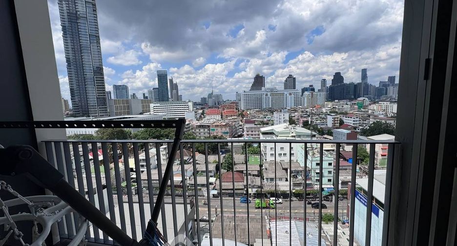 For rent 2 bedrooms condo in Bang Kho Laem, Bangkok
