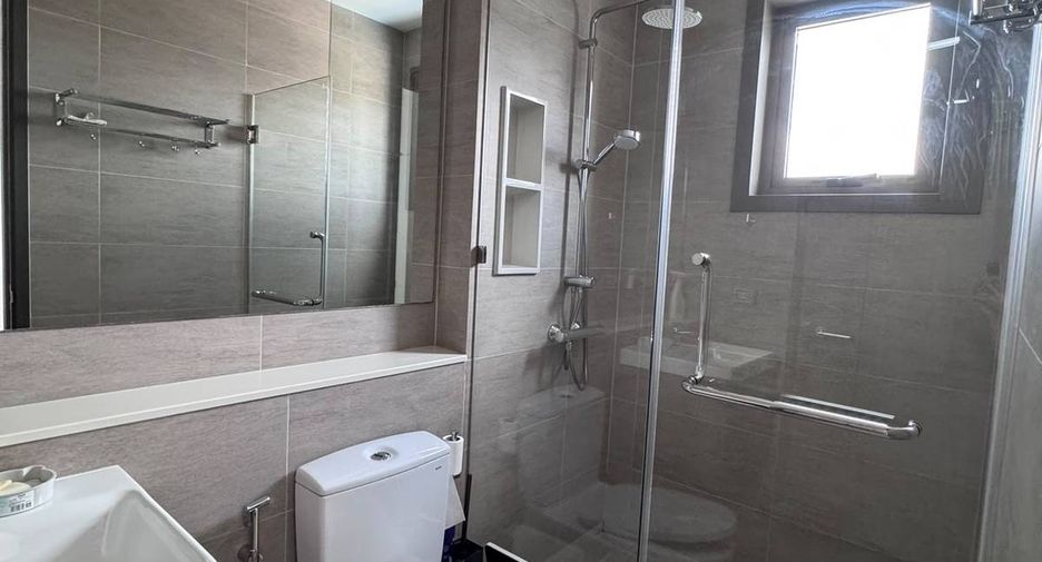 For rent 2 bedrooms condo in Bang Kho Laem, Bangkok