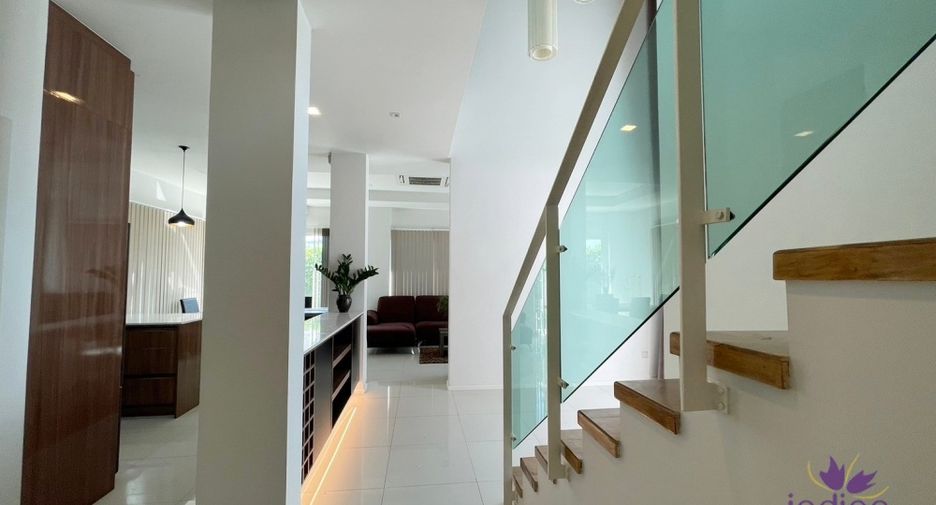 For sale 4 bedrooms house in Mae Rim, Chiang Mai