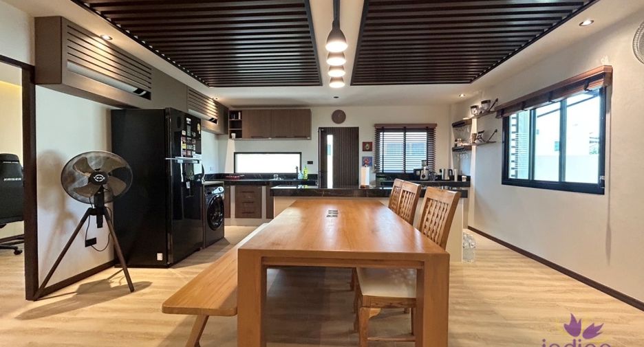 For sale 4 bedrooms house in Mae Rim, Chiang Mai