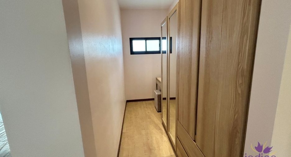 For sale 4 bedrooms house in Mae Rim, Chiang Mai