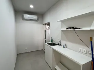 For rent retail Space in Watthana, Bangkok