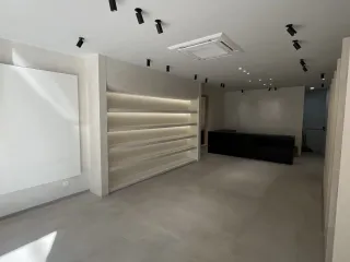 For rent retail Space in Watthana, Bangkok