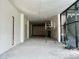 出租 商业空间 在 Khlong Toei, 曼谷