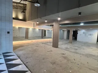 For rent retail Space in Phaya Thai, Bangkok