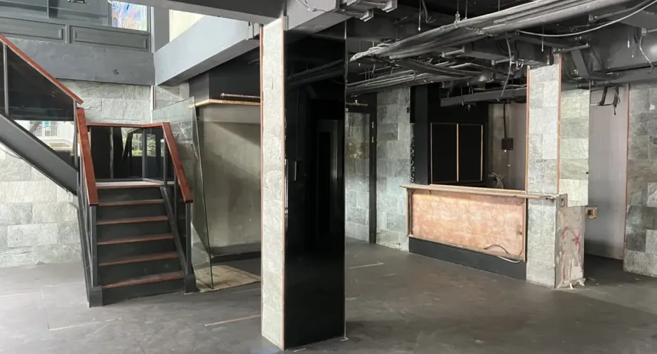 For rent retail Space in Watthana, Bangkok