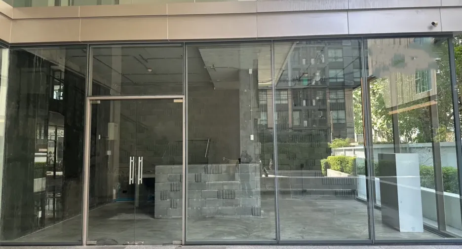 For rent retail Space in Phra Khanong, Bangkok