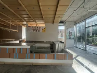 For rent retail Space in Phra Khanong, Bangkok