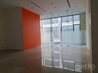 Gewerbefläche zur Miete in Watthana, Bangkok