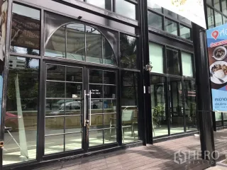 For rent retail Space in Watthana, Bangkok