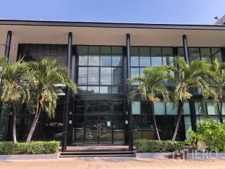 For rent retail Space in Watthana, Bangkok