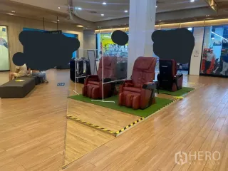 For rent retail Space in Watthana, Bangkok