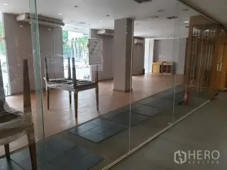 For rent retail Space in Watthana, Bangkok