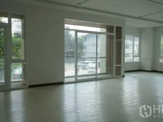 Gewerbefläche zur Miete in Watthana, Bangkok