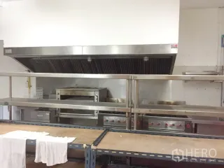 For rent retail Space in Watthana, Bangkok