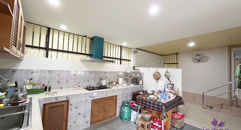 À vendre 2 chambres maison à San Kamphaeng, Chiang Mai
