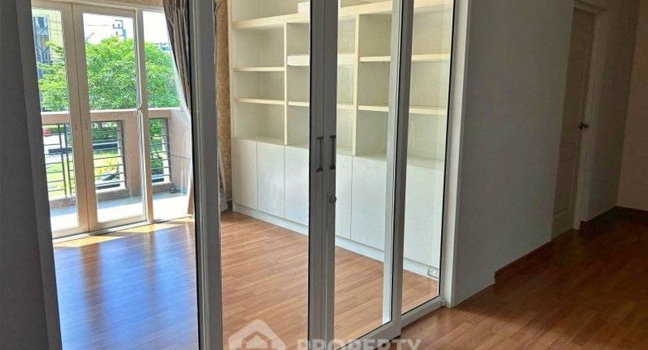 ขาย 5 ห้องนอน บ้านเดี่ยว ใน ตลิ่งชัน, กรุงเทพฯ