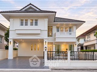 For sale 3 bedrooms house in Lat Krabang, Bangkok