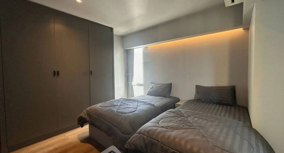For rent and for sale 2 bedrooms condo in Watthana, Bangkok