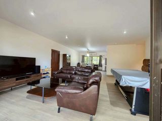 For sale 3 bedrooms condo in Cha Am, Phetchaburi