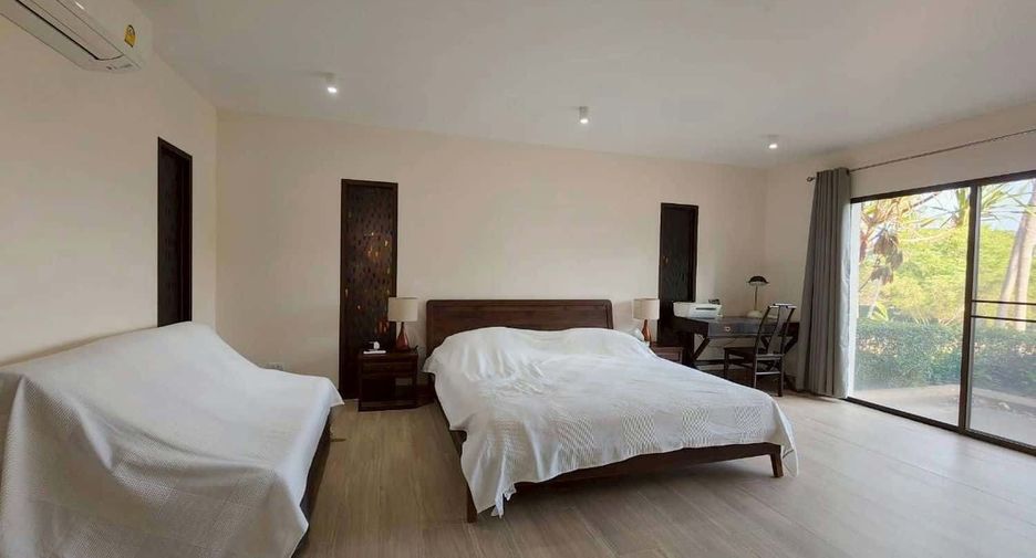 For sale 3 bedrooms condo in Cha Am, Phetchaburi