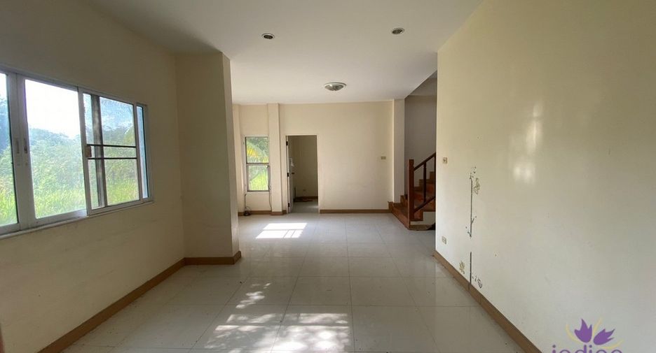 For sale land in San Kamphaeng, Chiang Mai