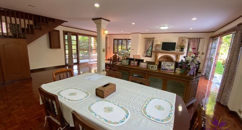 À vendre 15 chambres local commercial à Doi Saket, Chiang Mai