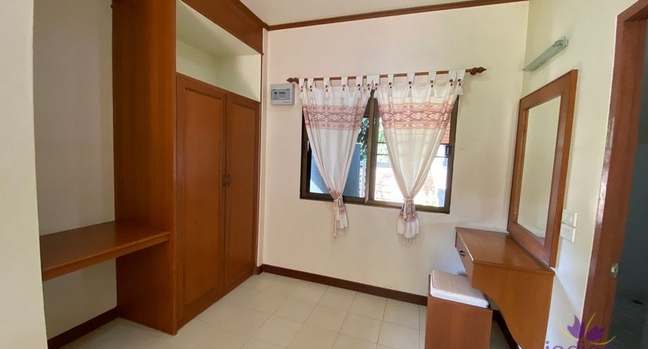 À vendre 15 chambres local commercial à Doi Saket, Chiang Mai